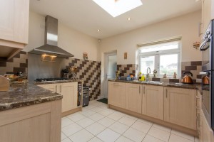 Images for Elmcroft Drive, Chessington