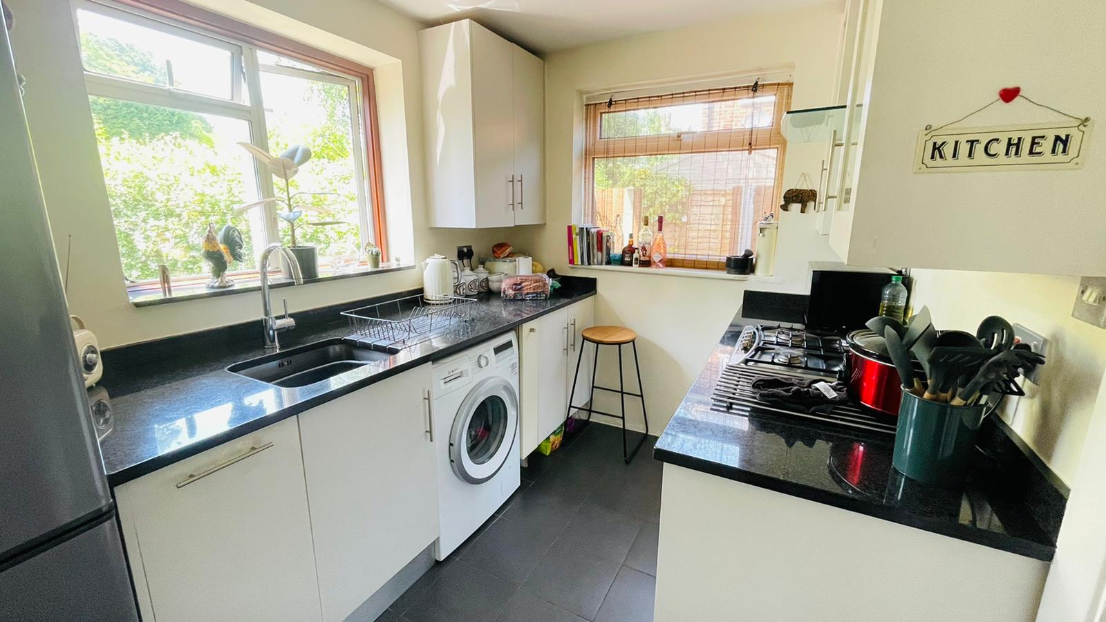 Images for Hampton Hill, Hampton EAID:b14af4f96b772baf94477b55c6aee9ec BID:1